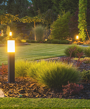 Landscape Lighting & Landscape Lights